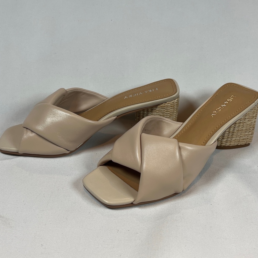 Lisa Vicky Impress Sandals Nude Sheep Napa Leather Heeled Women’s Dress 7.5M NIB - Picture 2 of 8